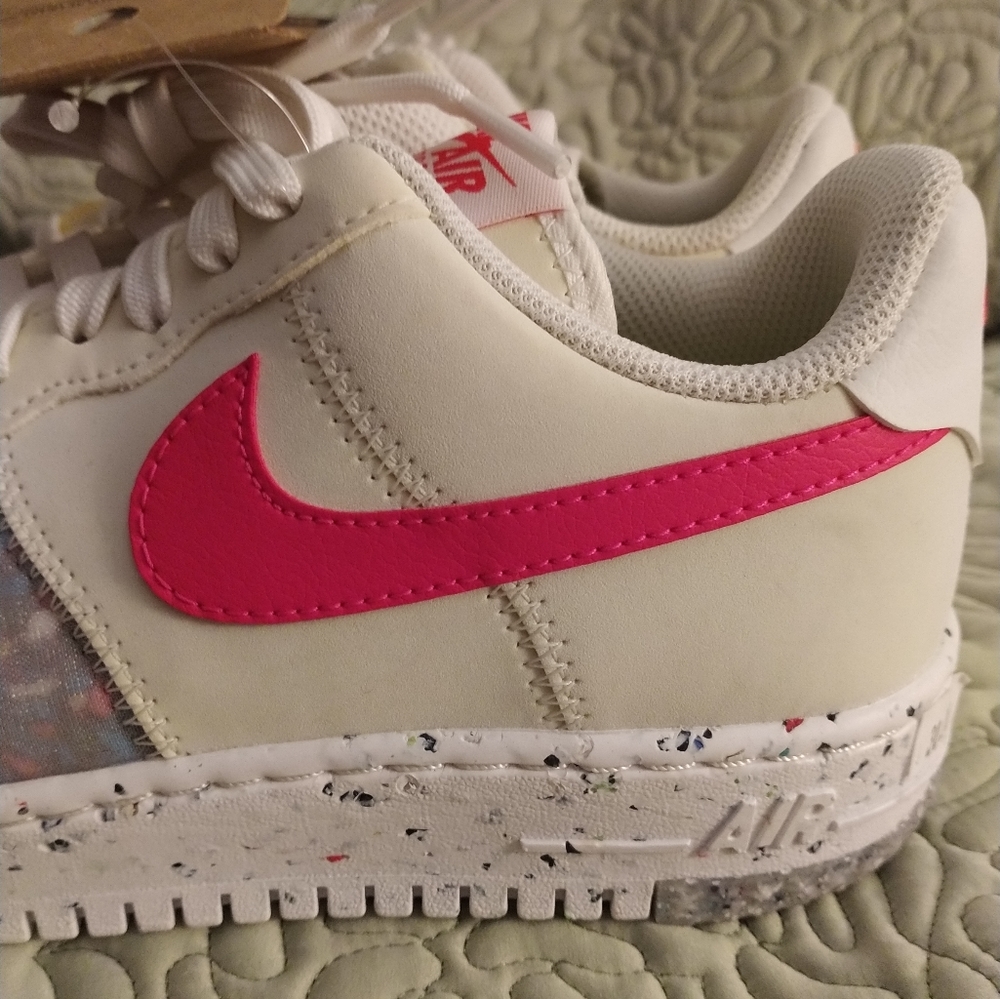 Like/New/Nike/Women's/7/Shoes